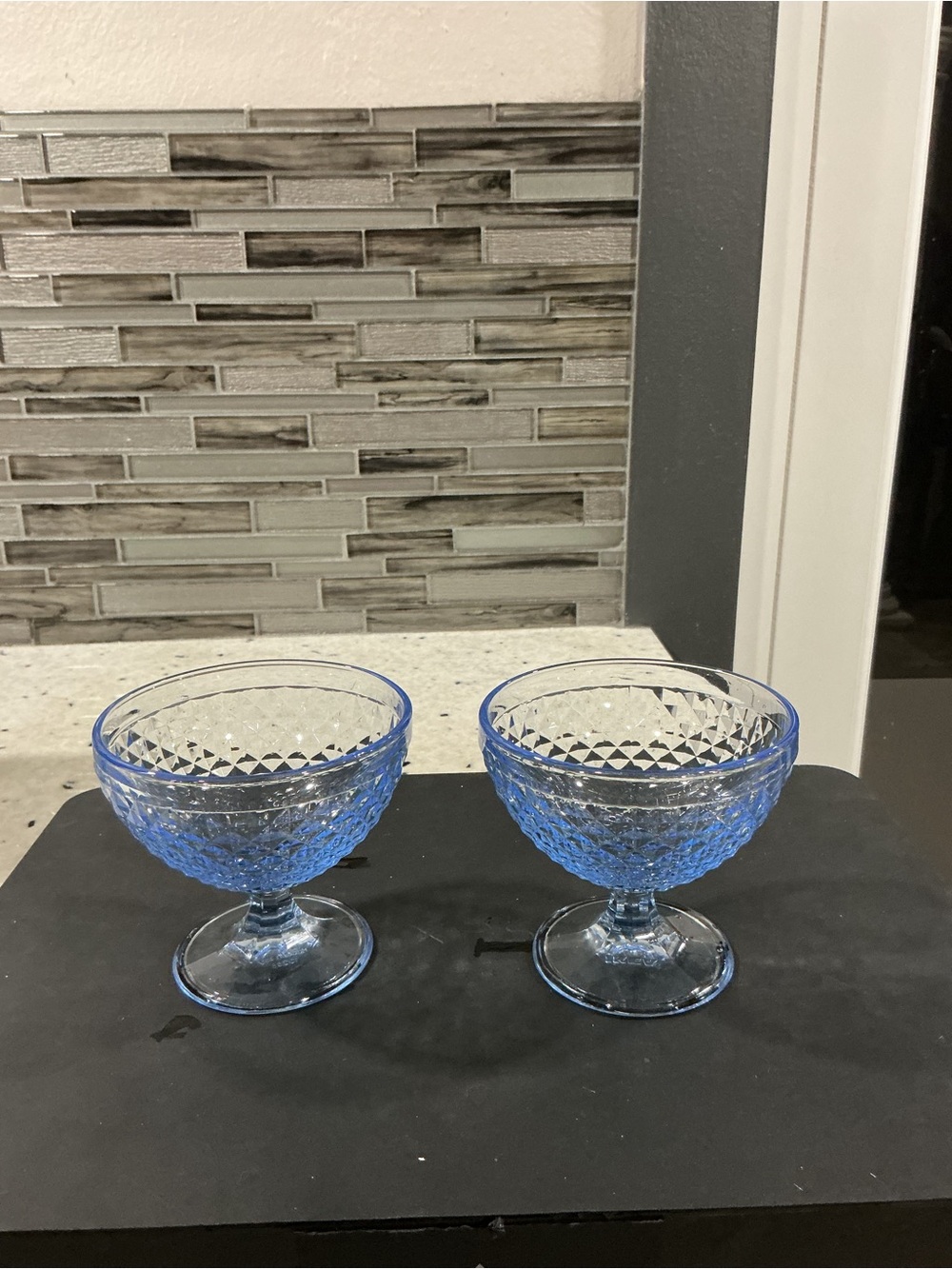 Set of 2 Vintage Blue Pressed Glass Dessert Cups Ice Cream Sundae Bowls Diamond